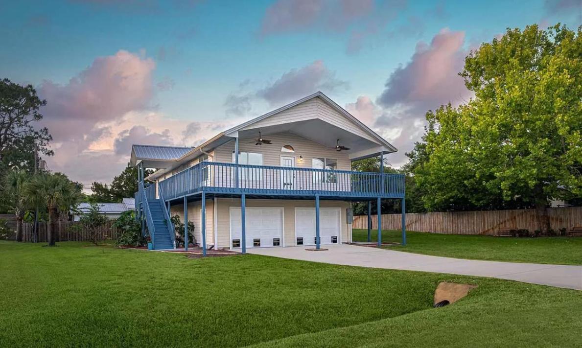 Five Bedroom Home In The Heart Of St Aug Beach Saint Augustine Eksteriør billede