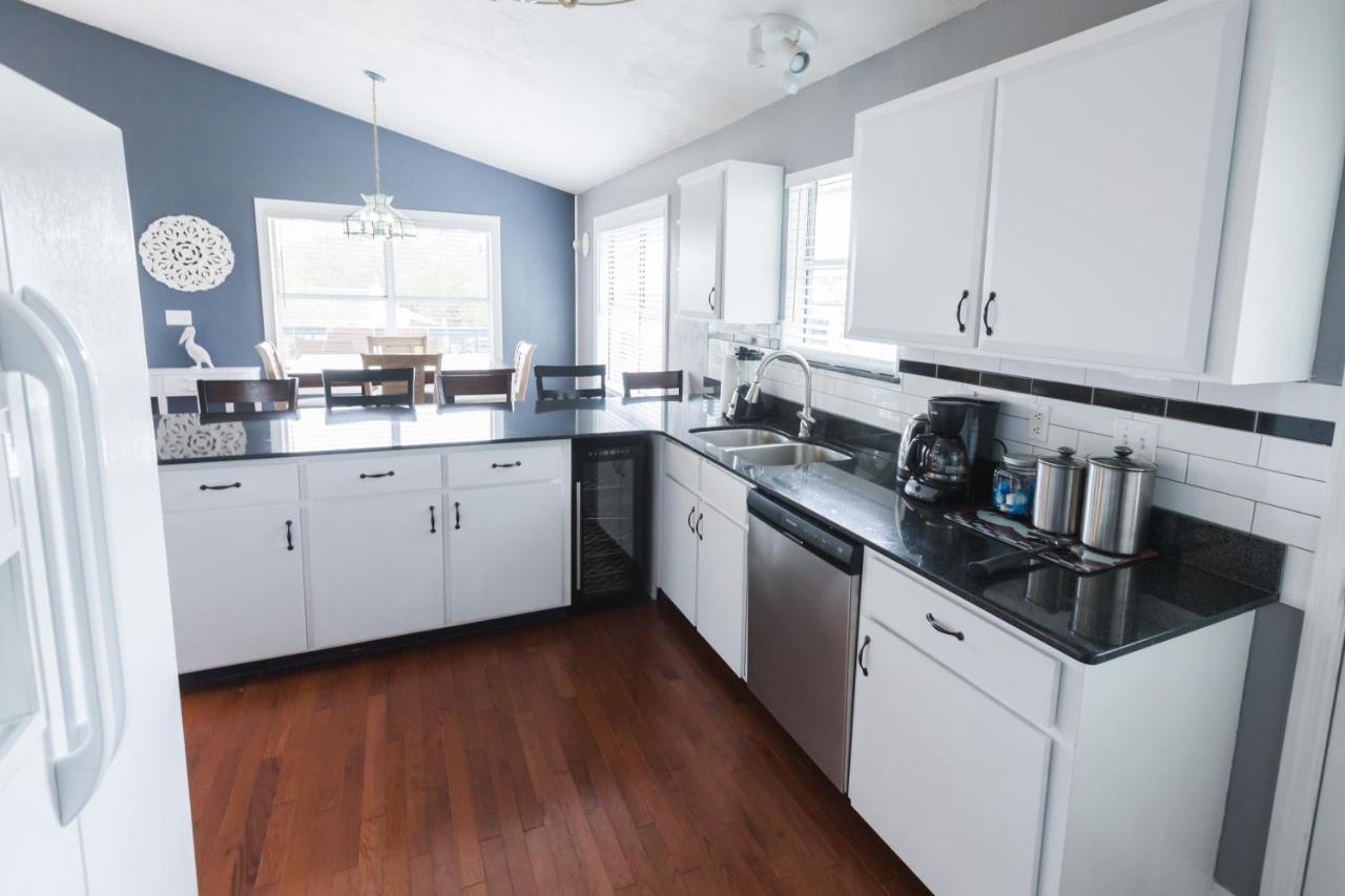 Five Bedroom Home In The Heart Of St Aug Beach Saint Augustine Eksteriør billede