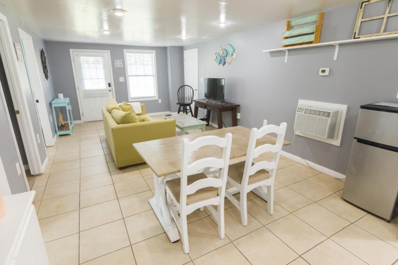 Five Bedroom Home In The Heart Of St Aug Beach Saint Augustine Eksteriør billede
