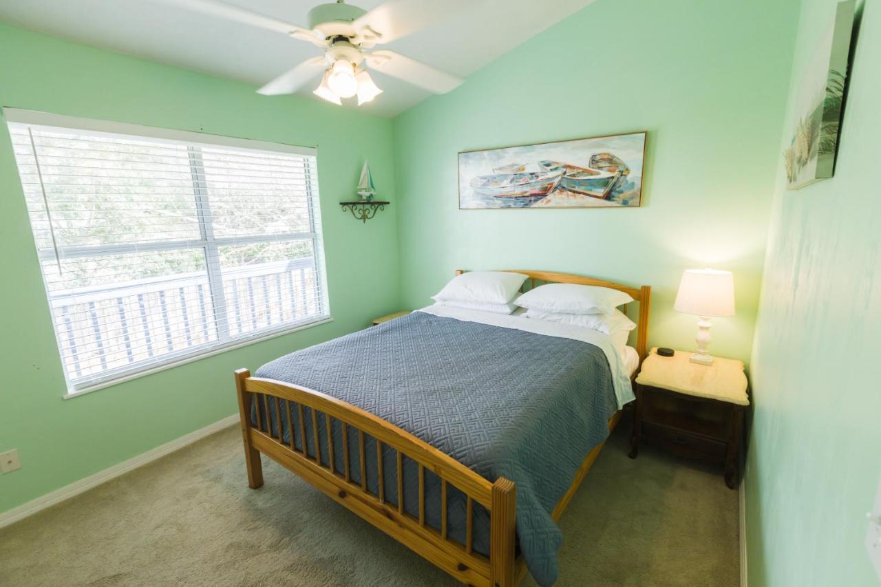 Five Bedroom Home In The Heart Of St Aug Beach Saint Augustine Eksteriør billede