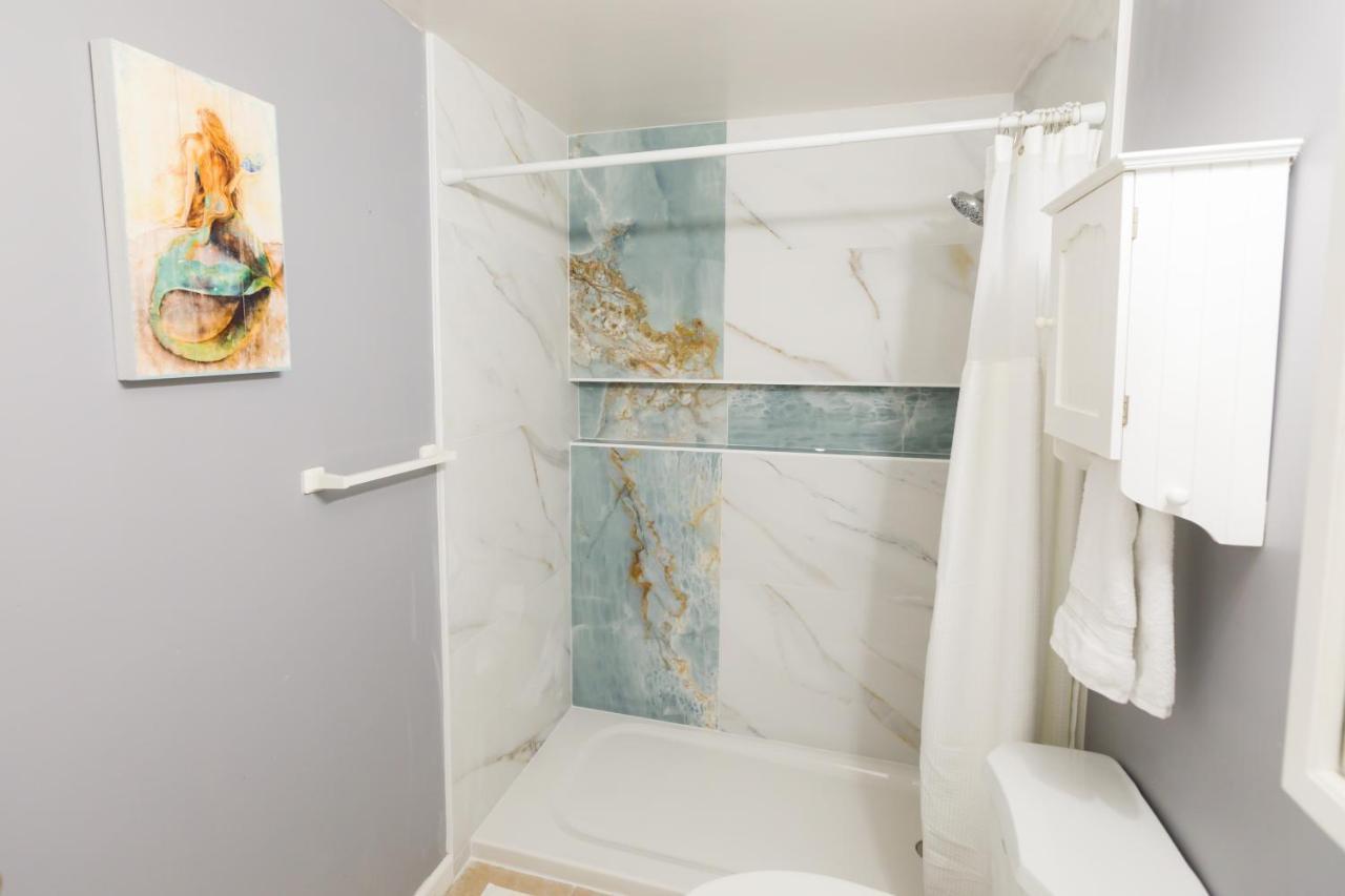 Five Bedroom Home In The Heart Of St Aug Beach Saint Augustine Eksteriør billede