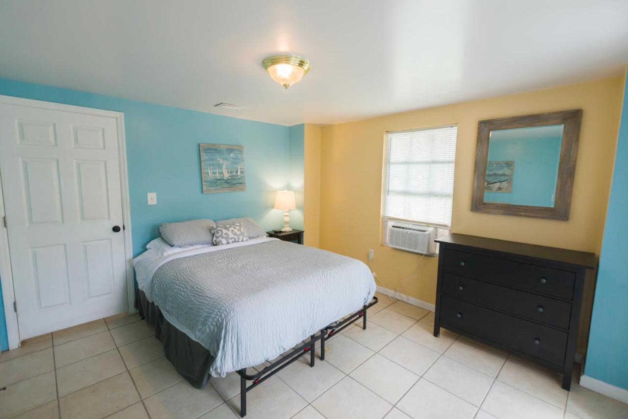 Five Bedroom Home In The Heart Of St Aug Beach Saint Augustine Eksteriør billede