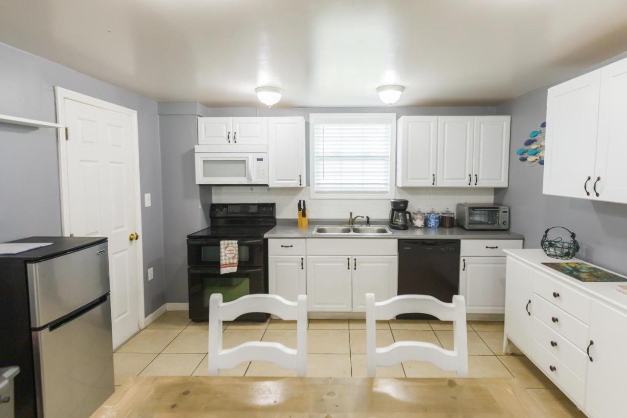 Five Bedroom Home In The Heart Of St Aug Beach Saint Augustine Eksteriør billede